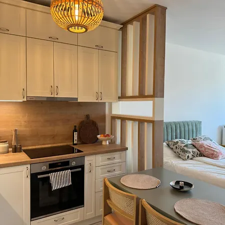 Edison 214 Apartman
